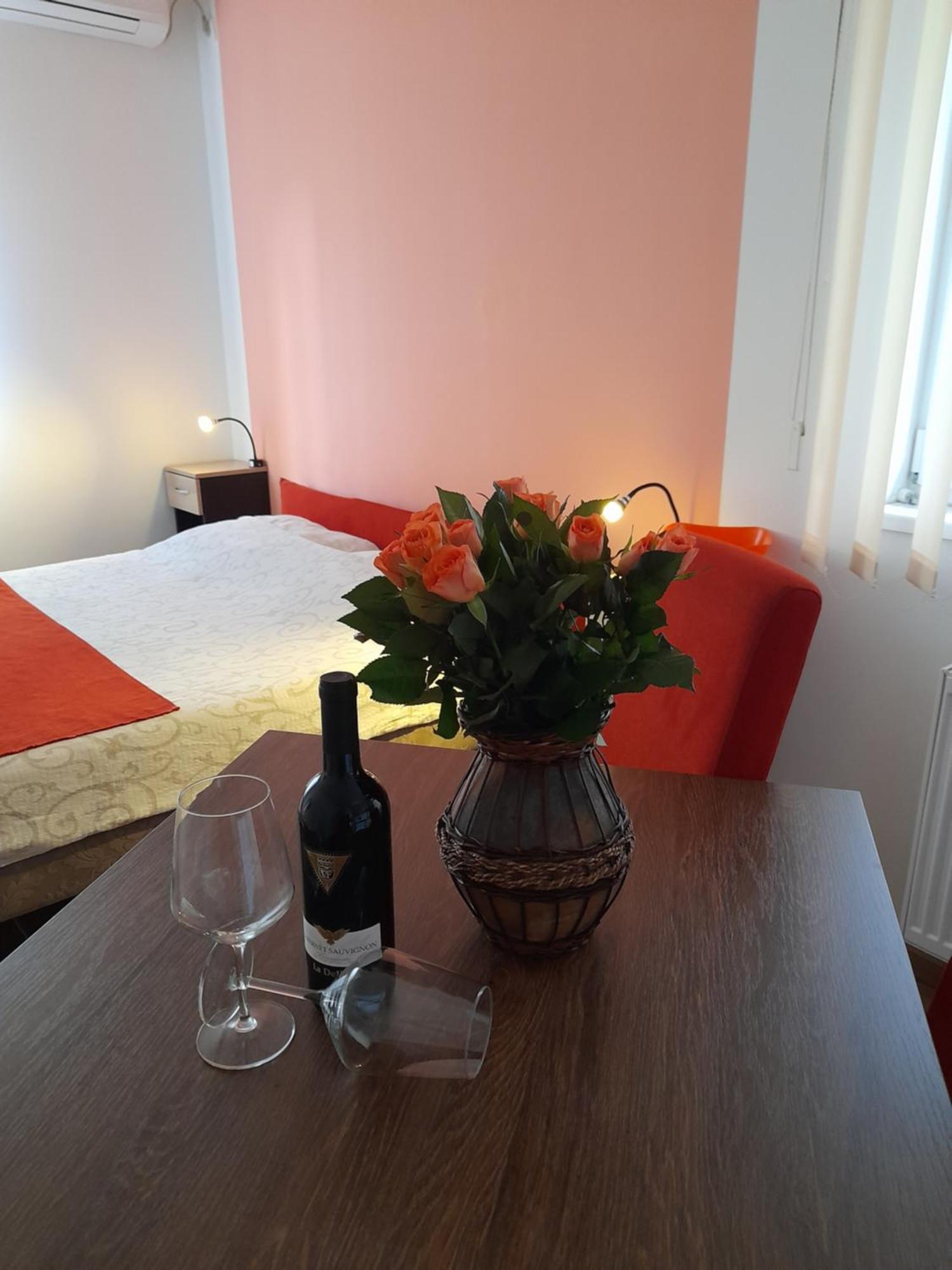 Kety Apartments Крагуевац Экстерьер фото